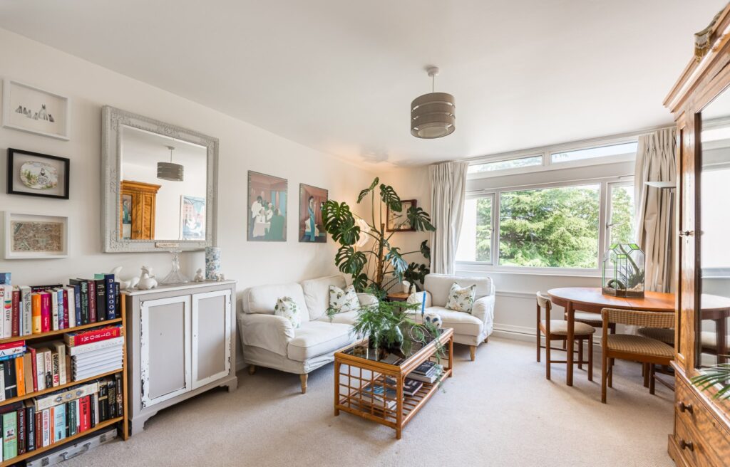 CEDARS ROAD, SW4